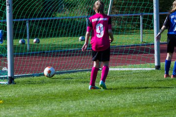 Bild 10 - B-Juniorinnen SV Wahlstedt - TSV Zarpen : Ergebnis: 11:0